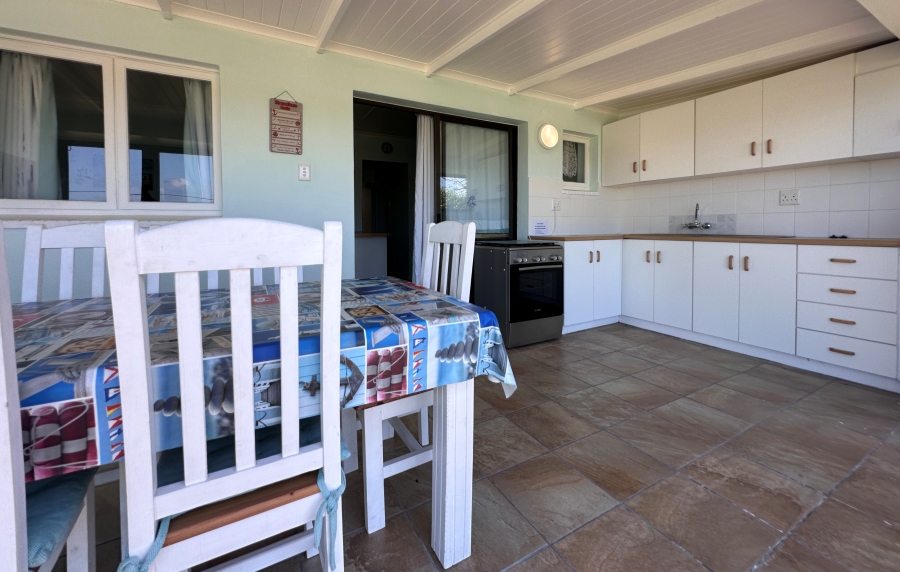 2 Bedroom Property for Sale in Stilbaai Oos Western Cape